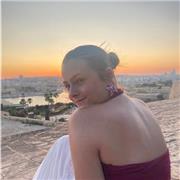 Hola! soy una estudiante de biotecnología ofrezco clases de matemáticas y si es necesario también refuerzo o ayuda con los deberes